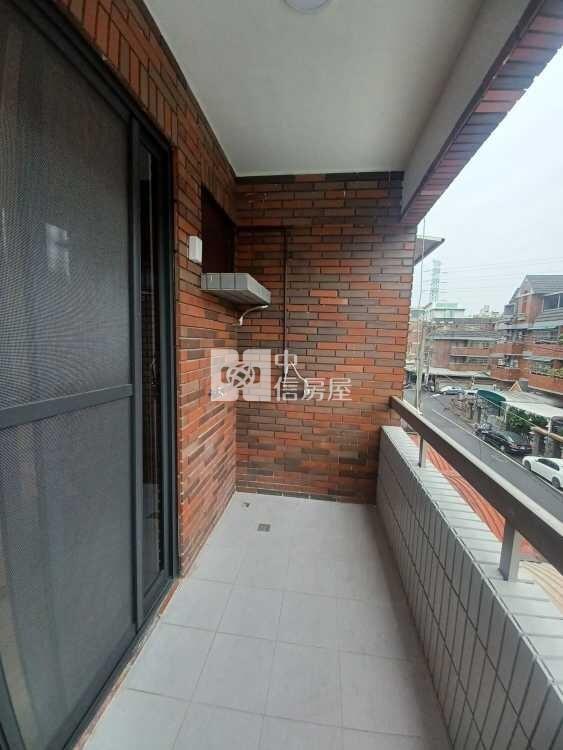 蓮池潭湖景/公寓大3房房屋室內格局與周邊環境