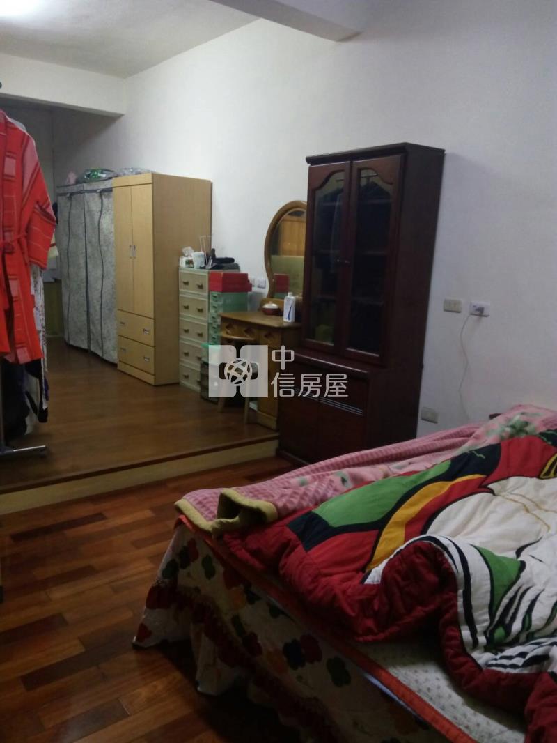 【安家】專任-龍岡圓環透天房屋室內格局與周邊環境