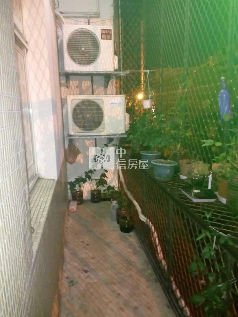 【安家】專任-龍岡圓環透天房屋室內格局與周邊環境