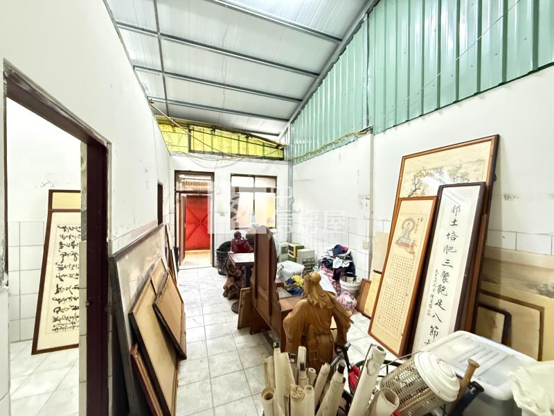 水湳中國醫旁透天房屋室內格局與周邊環境