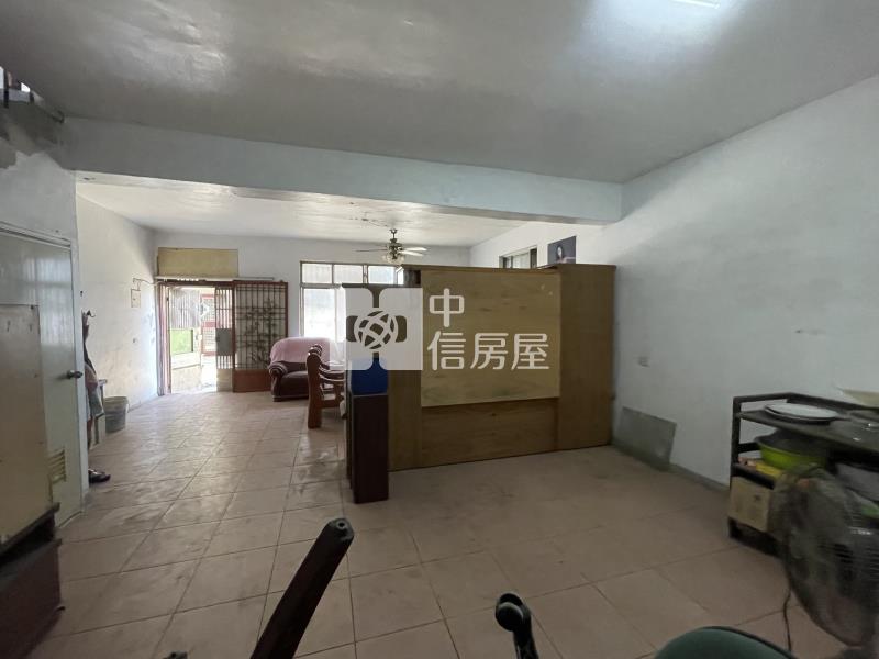 平鎮66旁5房透天近龍岡市場房屋室內格局與周邊環境