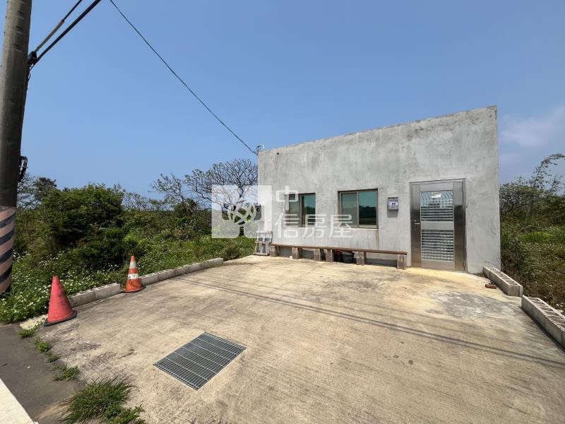 新屋莫內咖啡旁資材室一般農房屋室內格局與周邊環境
