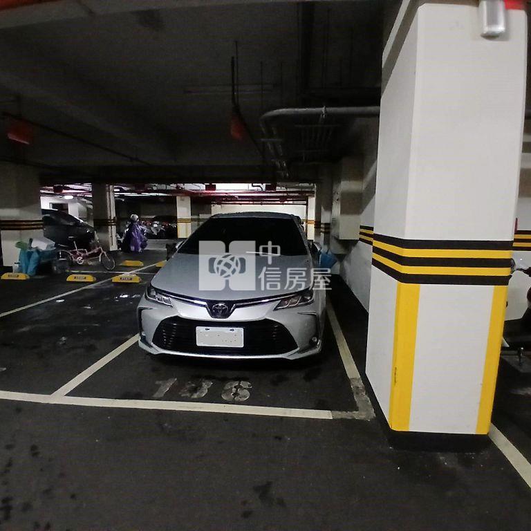 臻品社區唯一釋出2房車(中信卓越團隊)房屋室內格局與周邊環境
