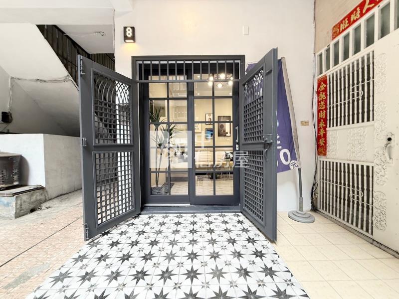 鳳山國中時尚風1樓公寓房屋室內格局與周邊環境