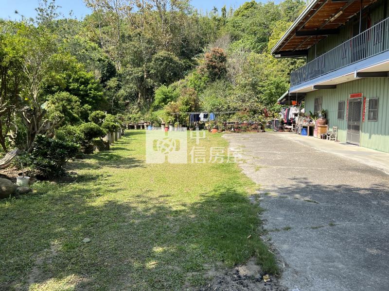 近太平市區@園藝園區.買千坪農地送1+2樓厝@路大.車可達房屋室內格局與周邊環境