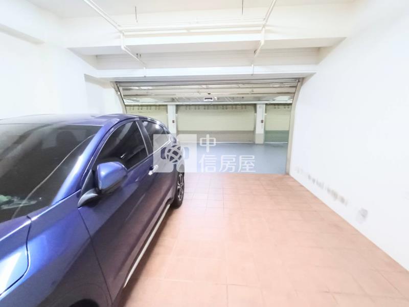 鼎泰33五房雙車別墅房屋室內格局與周邊環境