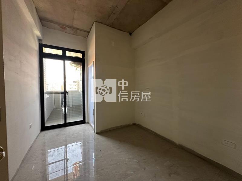 工業區旁全新收租電梯套房房屋室內格局與周邊環境