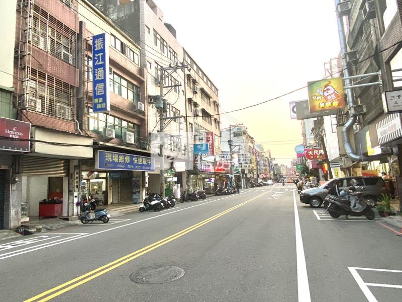 【安家】專任-中壢市中心商業區燙金店地房屋室內格局與周邊環境