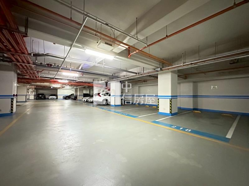 南區綠園道輕屋齡三房平車房屋室內格局與周邊環境