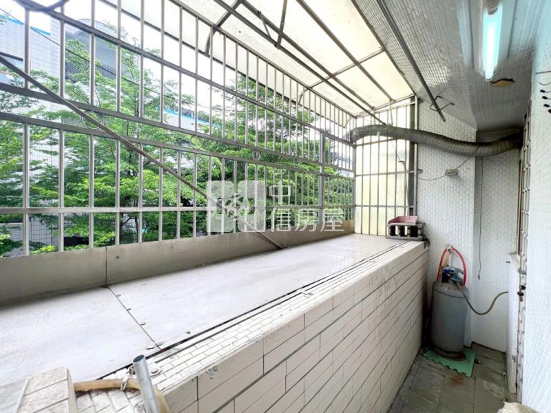 捷運文心崇德站3房美寓房屋室內格局與周邊環境