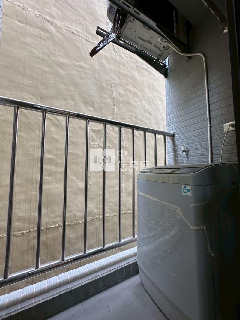 勤益科大輕屋齡整棟收租聖品房屋室內格局與周邊環境