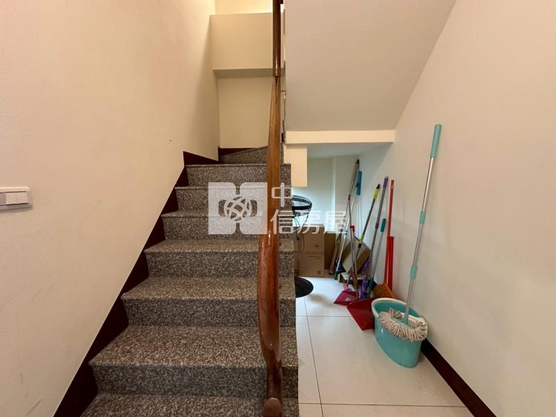 勤益科大輕屋齡整棟收租聖品房屋室內格局與周邊環境