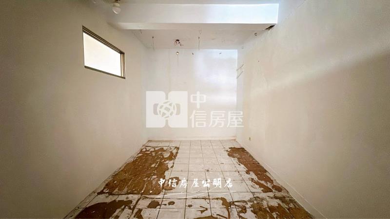 大雅路近嘉中大路邊店面房屋室內格局與周邊環境