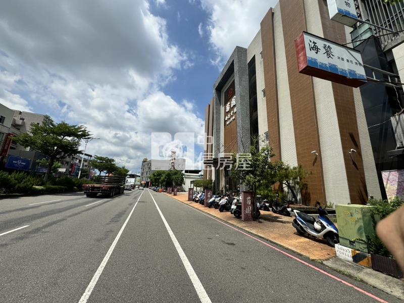 正德芳南路方正建地房屋室內格局與周邊環境