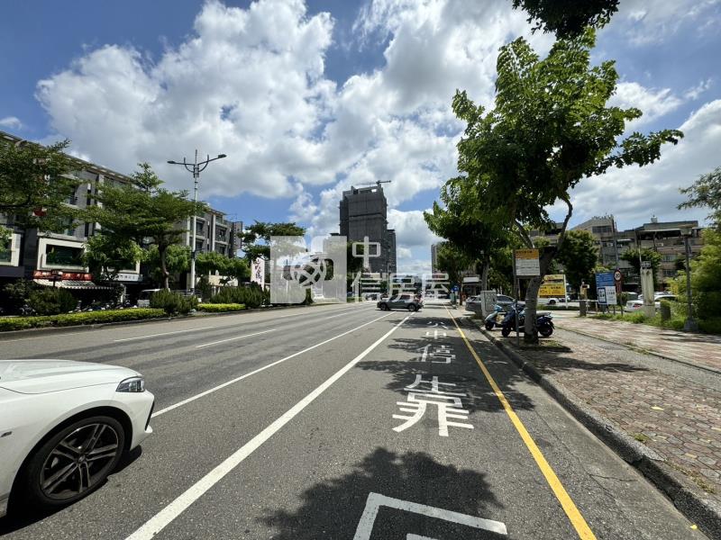 正德芳南路方正建地房屋室內格局與周邊環境