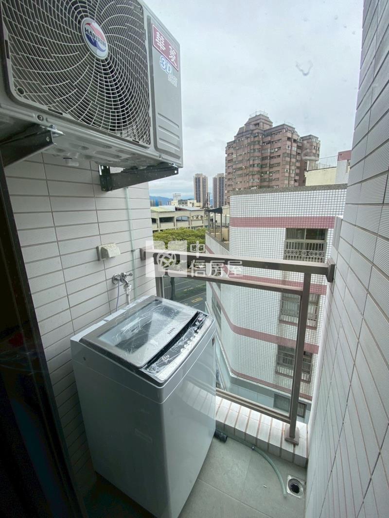 Lalaport旁全新完工電梯透套房屋室內格局與周邊環境