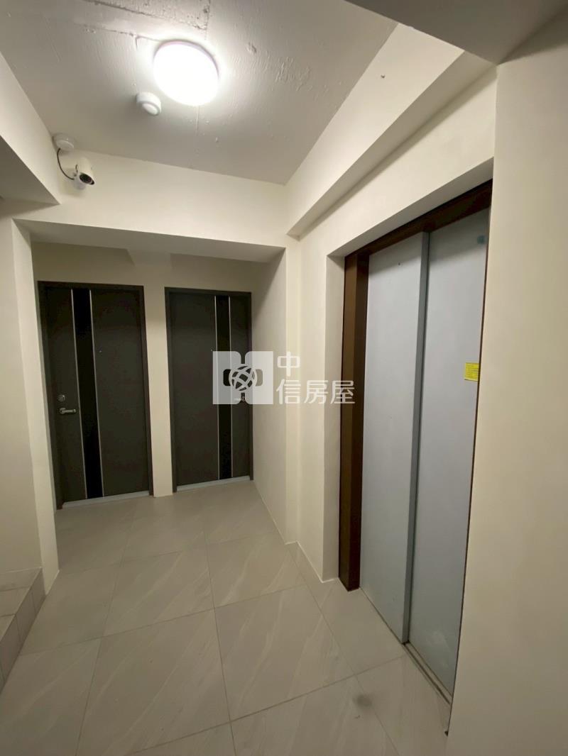 Lalaport旁全新完工電梯透套房屋室內格局與周邊環境