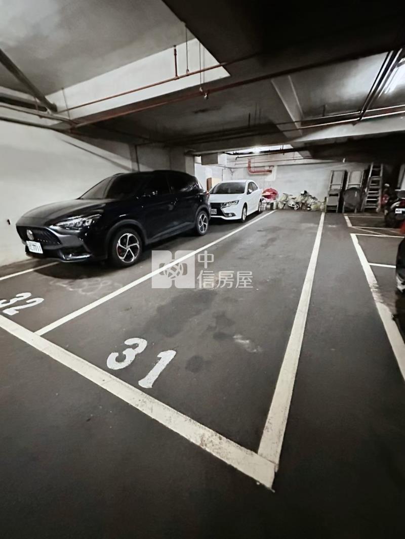 林森國小電梯3房+車位房屋室內格局與周邊環境