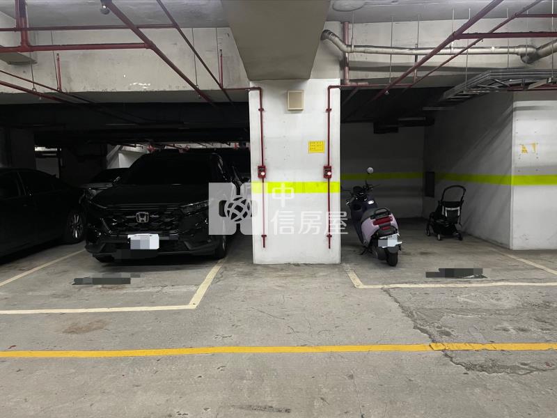 總圖景觀氣派5房雙平車房屋室內格局與周邊環境