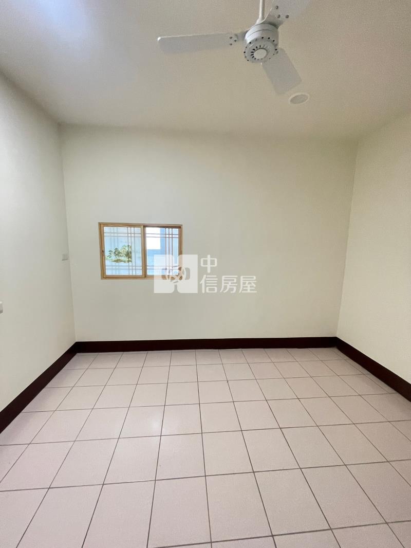 斗六味全旁車庫美墅房屋室內格局與周邊環境