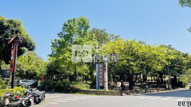 礁溪重劃區12米大面寬鈔集店面房屋室內格局與周邊環境