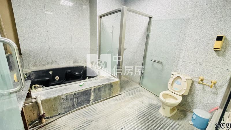 礁溪重劃區12米大面寬鈔集店面房屋室內格局與周邊環境