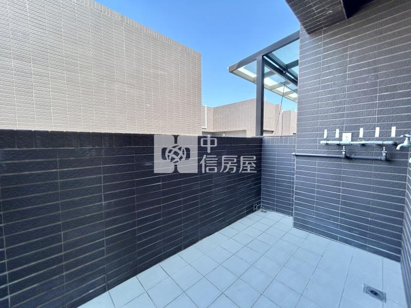 長億五年屋臨路別墅房屋室內格局與周邊環境