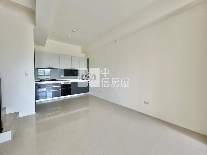 長億五年屋臨路別墅房屋室內格局與周邊環境