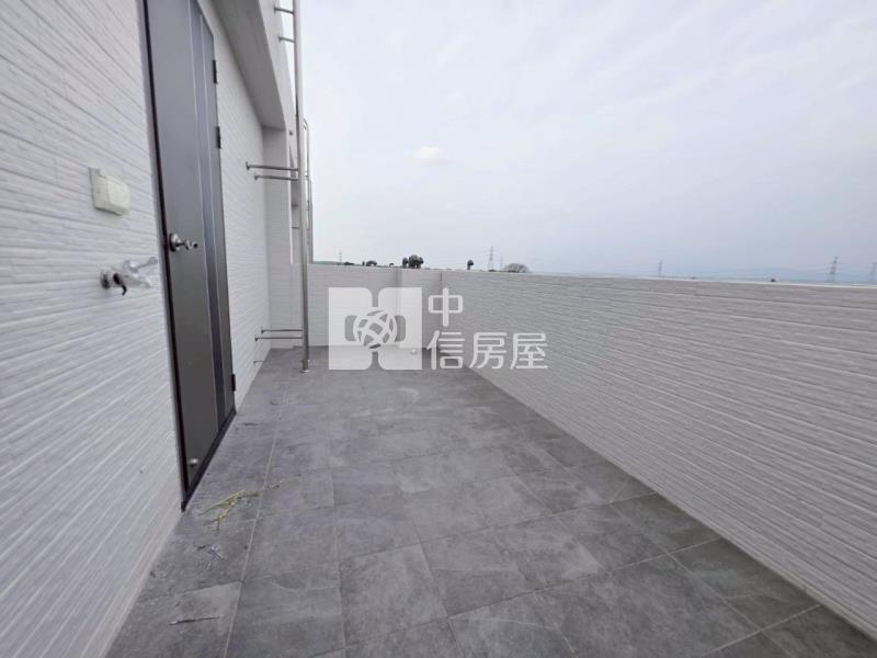 善化全新大面寬電梯雙車墅房屋室內格局與周邊環境