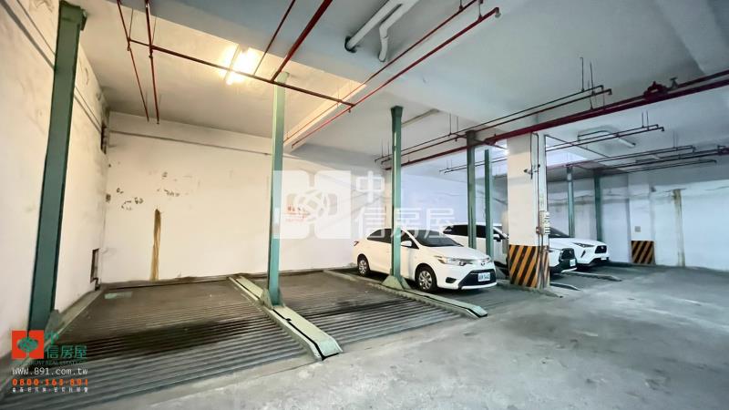 VOCO飯店車位4房房屋室內格局與周邊環境