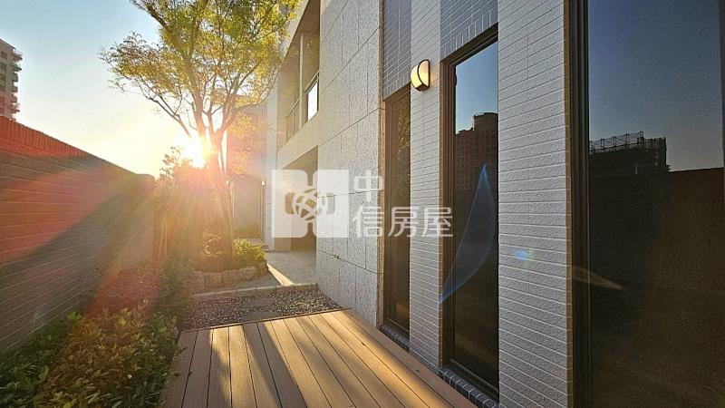 松強國小全新電梯別墅(專)房屋室內格局與周邊環境