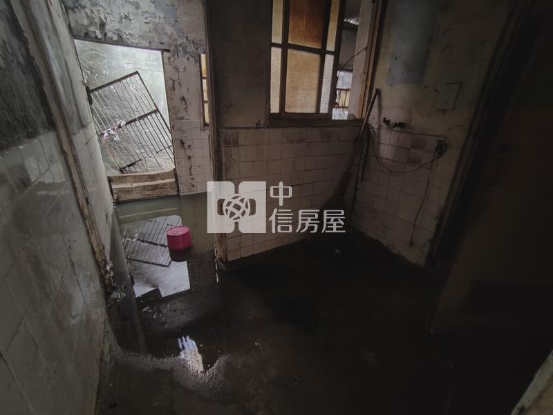 華勛街低總價透天房屋室內格局與周邊環境