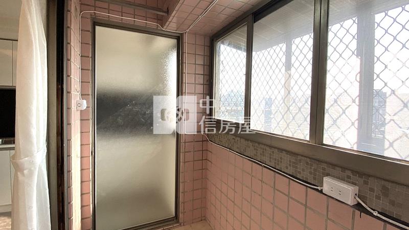 一點利全新整理大四房房屋室內格局與周邊環境