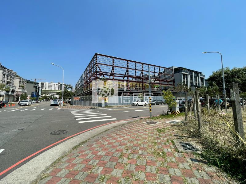 南興公園三角窗建地(專任)房屋室內格局與周邊環境