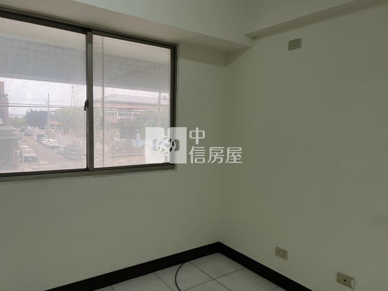 茄萣興達國小前樓店房屋室內格局與周邊環境