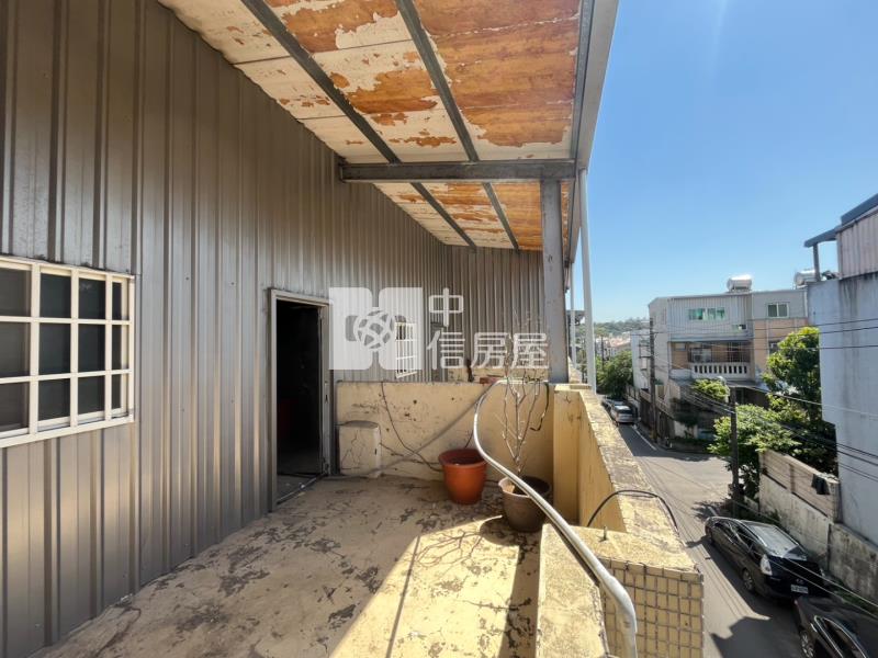 專任 楊梅裕成路大地坪美透天房屋室內格局與周邊環境