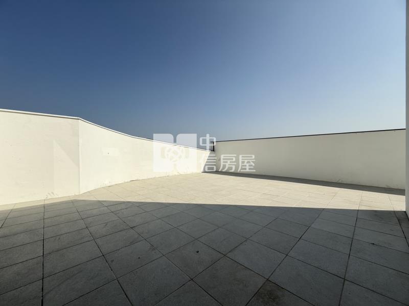 專 全新3車電梯豪墅房屋室內格局與周邊環境