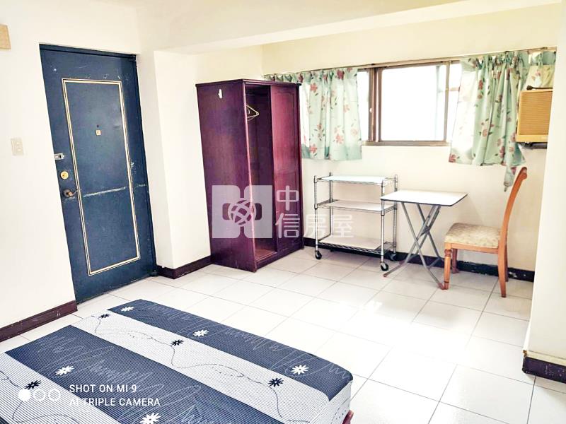 專任!中醫商圈整層4套房房屋室內格局與周邊環境