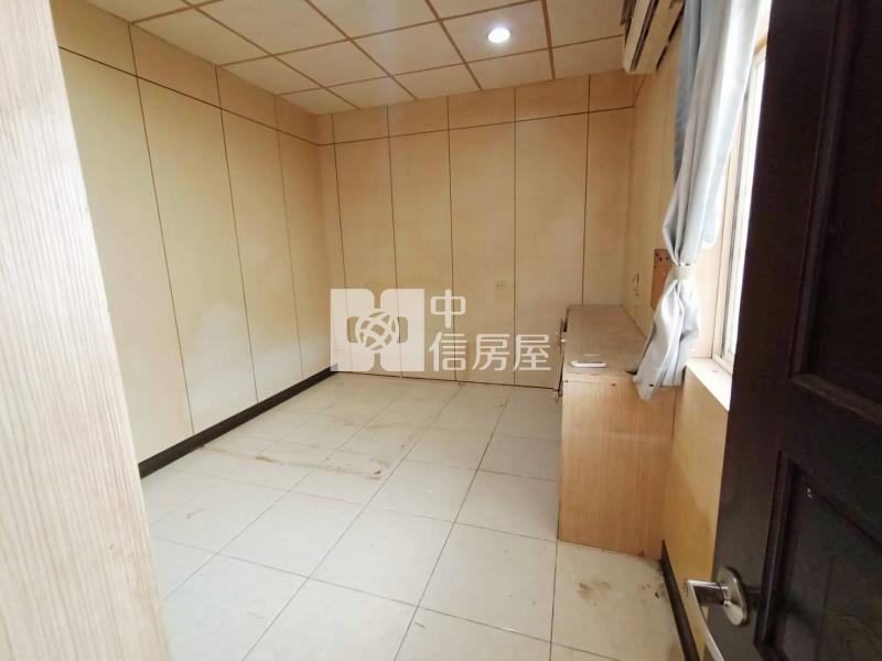 中壢近龍岡國小~低總價透天房屋室內格局與周邊環境