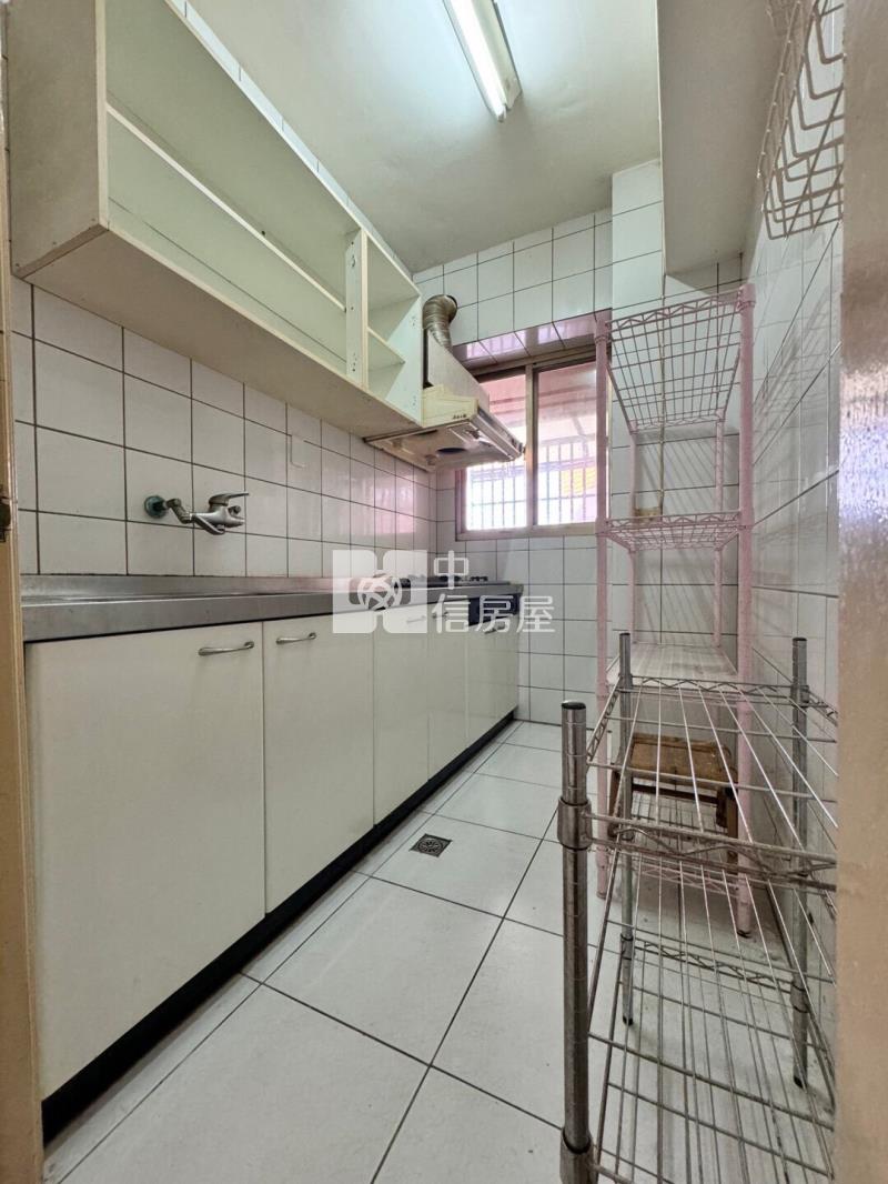 福容飯店車位4房房屋室內格局與周邊環境