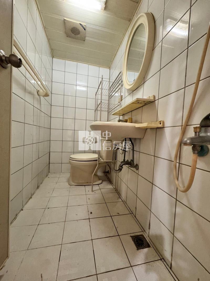 福容飯店車位4房房屋室內格局與周邊環境