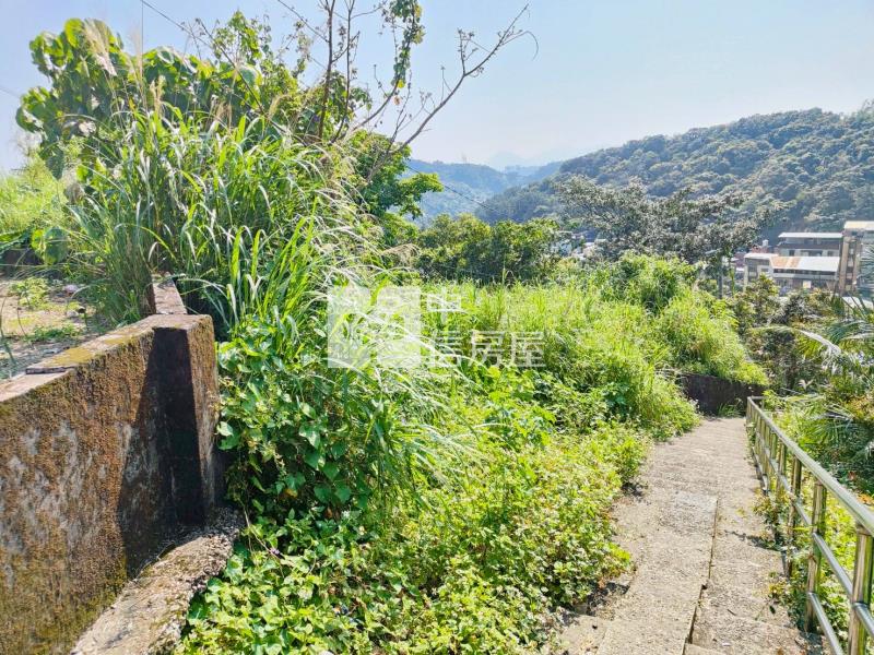 ●中山區住一建地房屋室內格局與周邊環境