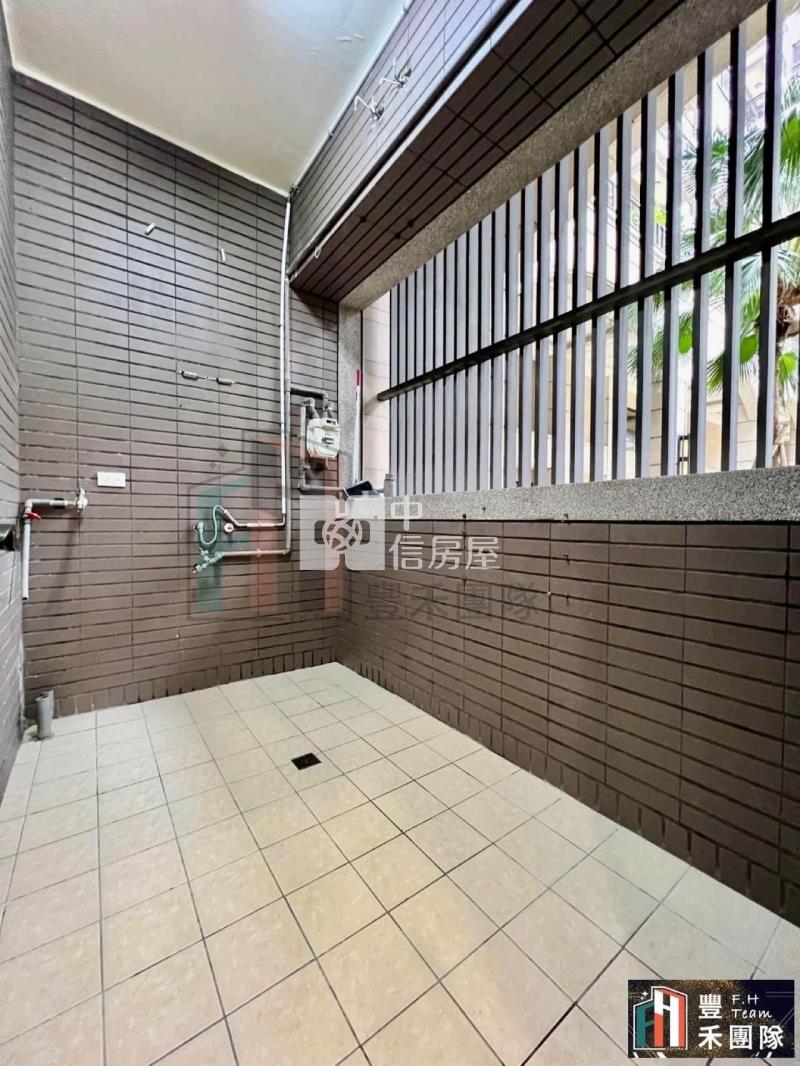 【豐禾】平鎮國中大面寬招財金店面房屋室內格局與周邊環境