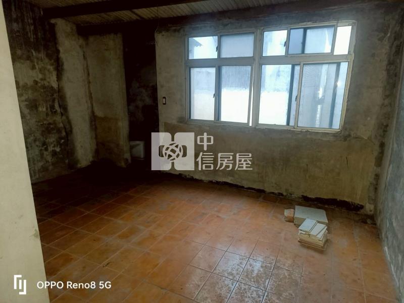 平鎮山峰重劃區透天房屋室內格局與周邊環境