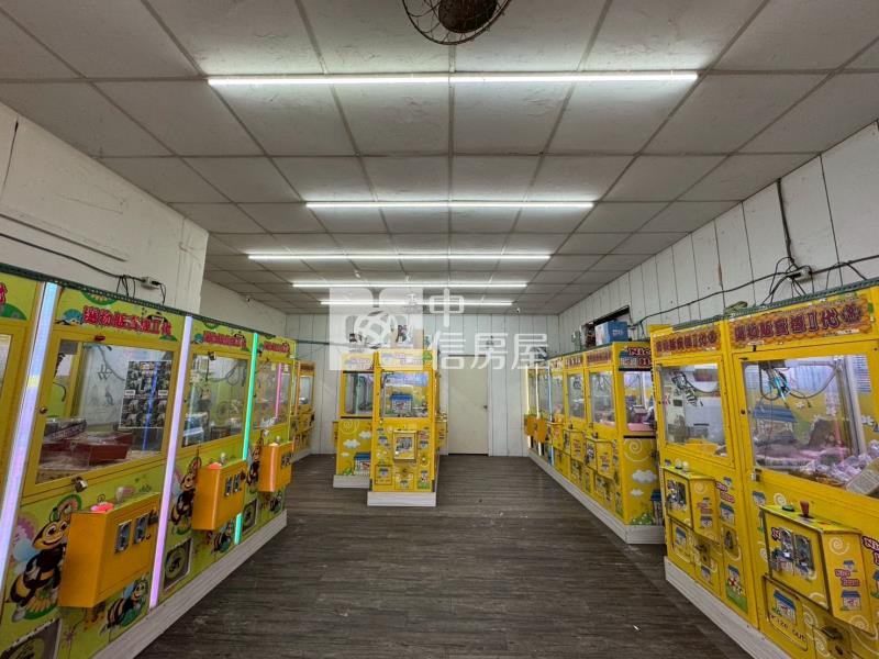 專任★暖暖邊間黃金店面★房屋室內格局與周邊環境
