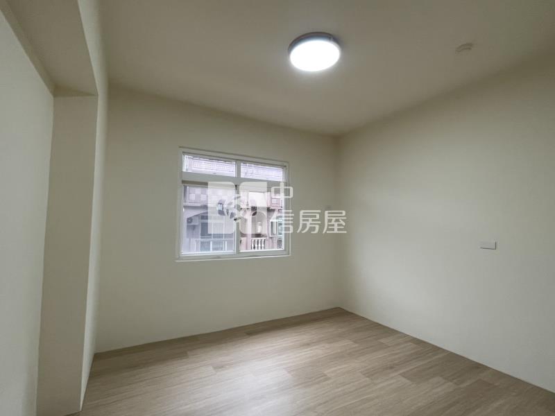 台北比佛利紐約整新2+1房房屋室內格局與周邊環境