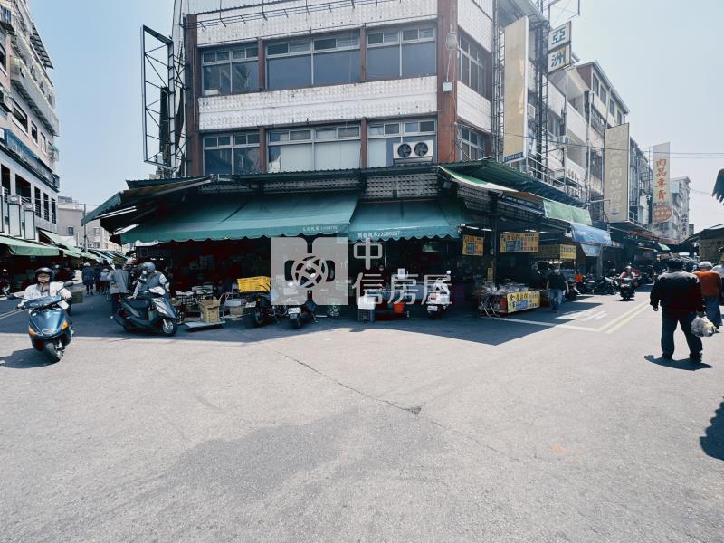 正中清路近百坪商用金透店房屋室內格局與周邊環境