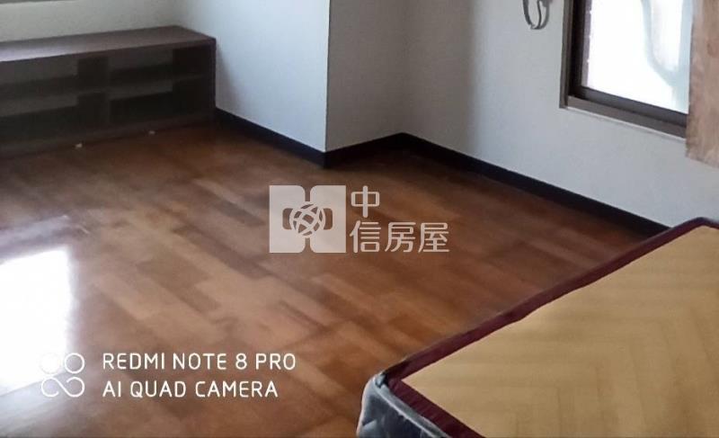 台南仁德@皆大歡喜@三房+平車*專簽.歡迎同行配件.房屋室內格局與周邊環境