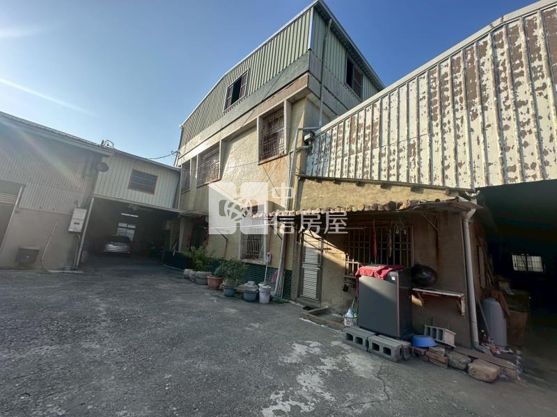 湖內稀有四面臨路方正大坪數建地房屋室內格局與周邊環境