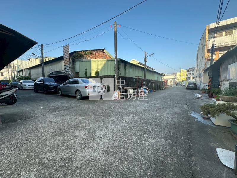 湖內稀有四面臨路方正大坪數建地房屋室內格局與周邊環境